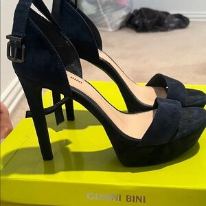 Gianni Bini Women's Navy Heeled Sandals